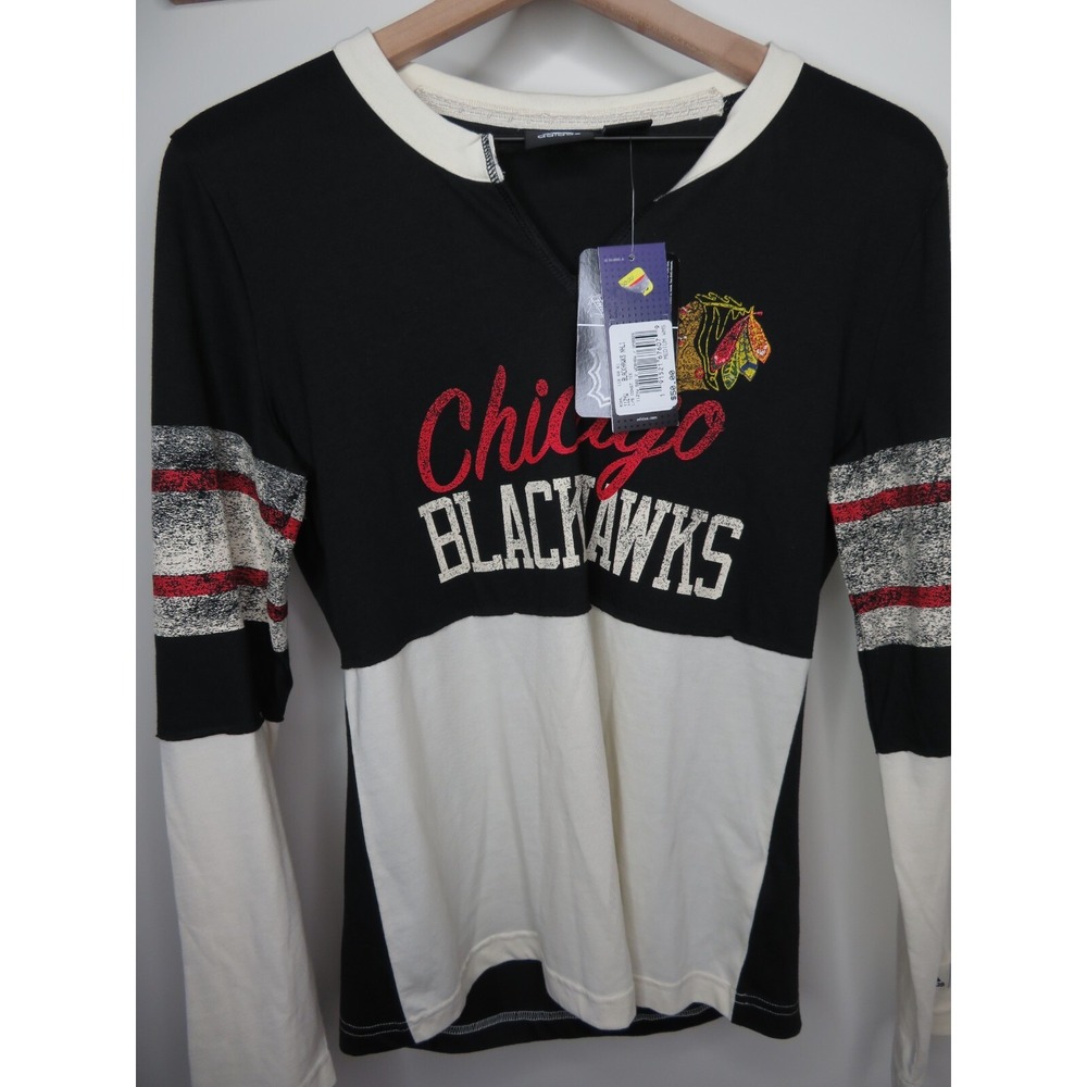 NWT Women's Adidas Chicago Blackhawks Finished Long-sleeve Tee Size: M MSRP $50